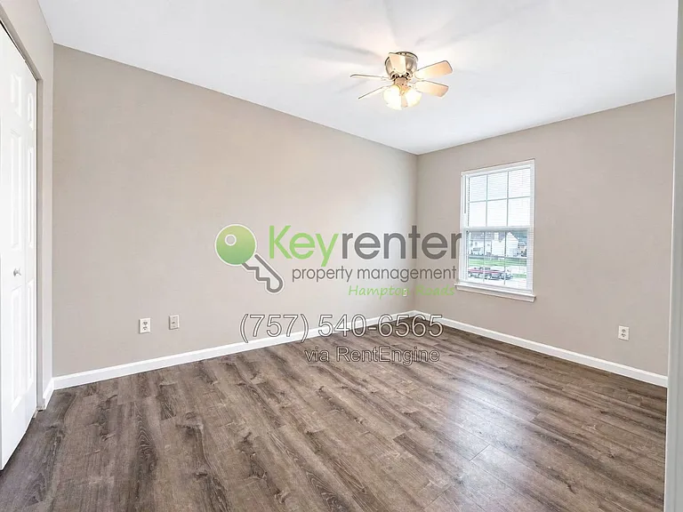 810 Huntly Dr — Photo 23