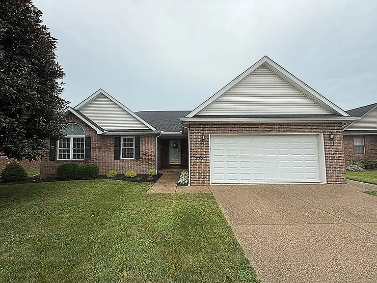 4690 Mansfield Dr — Photo 1