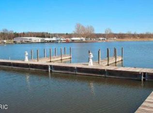 131 Joslin Cove Dr #131, Manistee, MI 49660