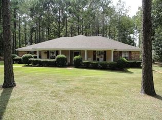 112 Pecan Ridge Dr, Terry, MS 39170