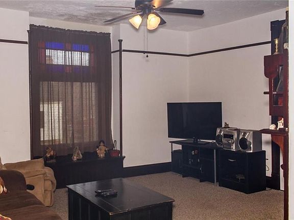 4th image of 145 Somer St