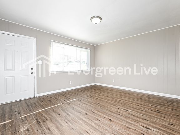 3rd image of 419 Ferdinand Dr