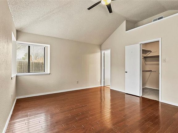 4th image of 5033 Coker Dr