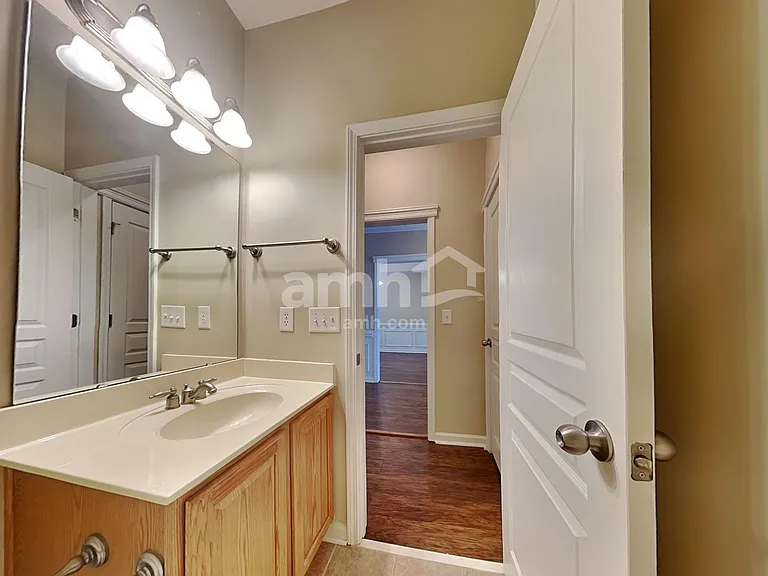 13527 Provincial Ct — Photo 15