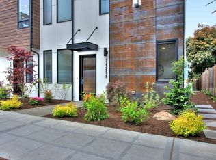 2425B NW 57th St, Seattle, WA 98107