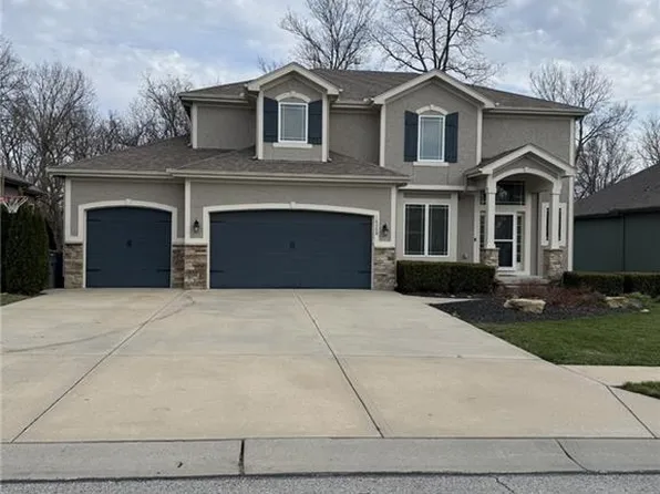 16288 W 171st St, Olathe, KS 66062