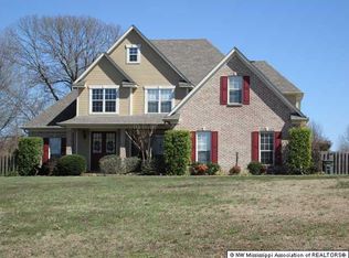209 Joseph Dr, Senatobia, MS 38668