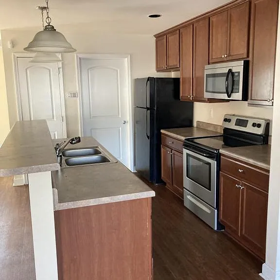 1619C Gregg Ave — Photo 4