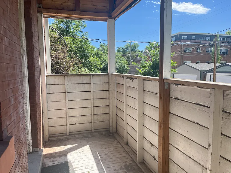 1259 N York St #5 — Photo 9