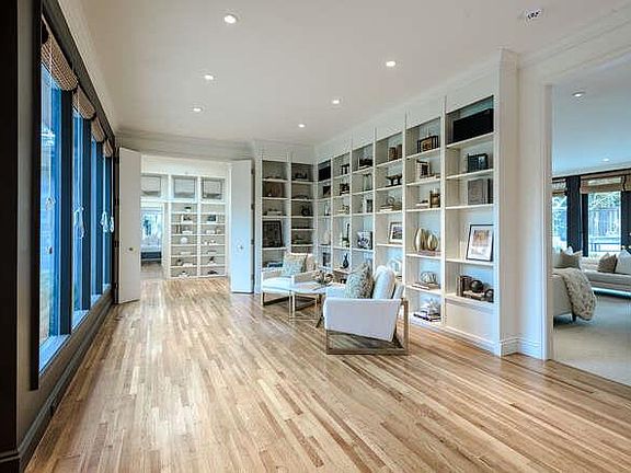 3rd image of 747 Bromfield Rd