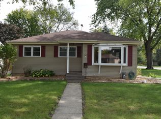 273 Brice Ave, Mundelein, IL