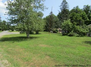 45 Bryant Ln, Shawangunk, NY 12566