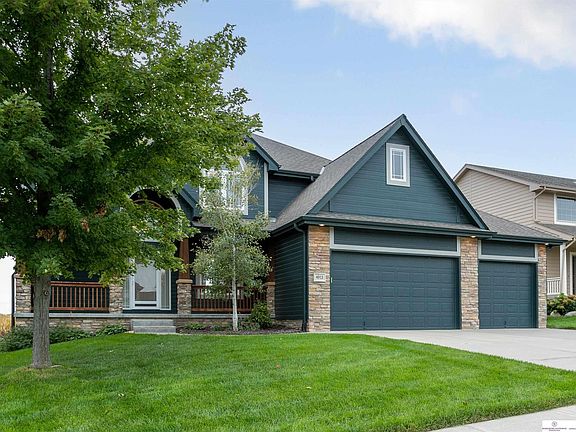 4th image of 4913 Chennault St