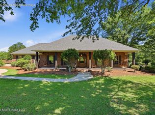 1800 White Rd, Florence, MS 39073