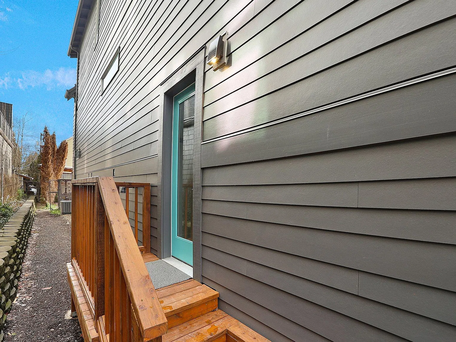 SE Lambert St, Portland — Photo 4