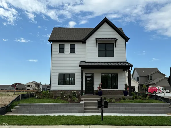 1664 Delmonte Rail Dr, Westfield, IN 46074