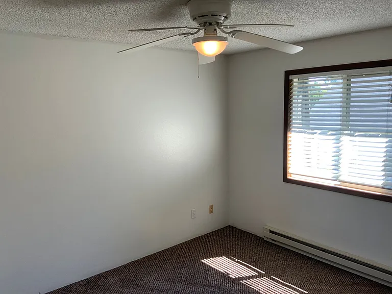 7720 E Mission Ave — Photo 6