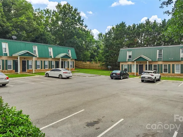 310 W Catawba Ave, Mount Holly, NC 28120