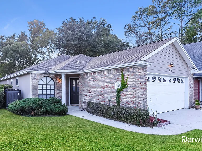 2878 Lantana Lakes Dr W — Photo 2