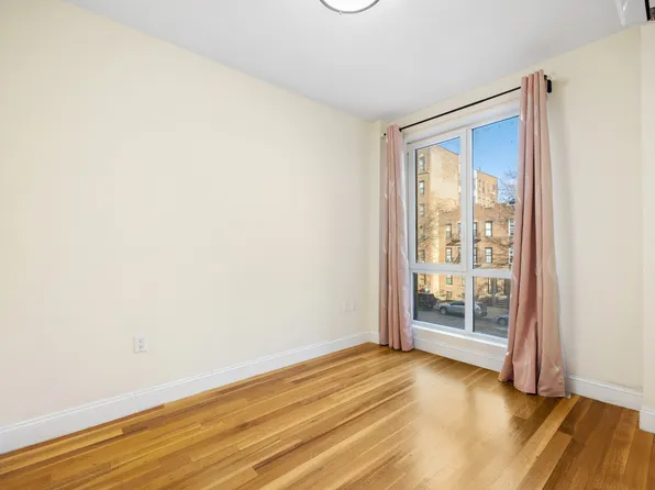 2068 Ocean Avenue image 9 of 15