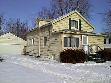 1st image of 3722 Columbia St