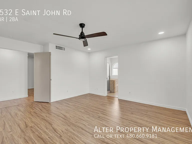 4532 E Saint John Rd — Photo 11