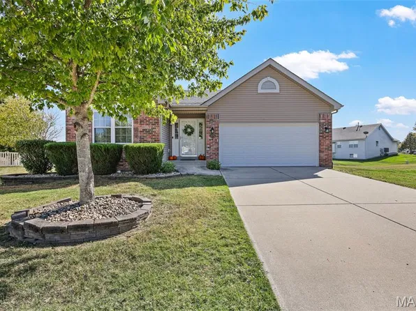 2275 Haverford Ct, Maryville, IL 62062