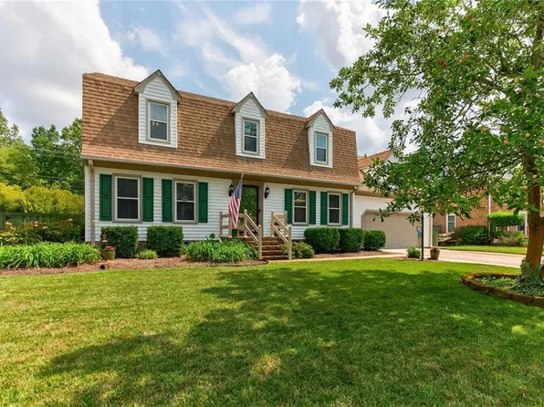 4684 Larkwood Dr, Virginia Beach, VA 23464