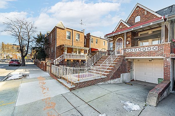 1st image of 9214 Avenue A