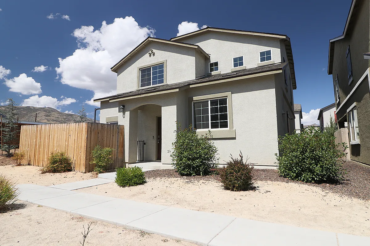 4 bed, 1900 sqft, $2,695 — Photo 1