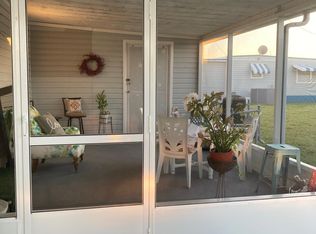 64 Shoreland Dr, Fort Myers, FL 33905