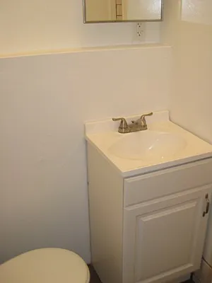 Rented by Besen Partners, LLC | media 30