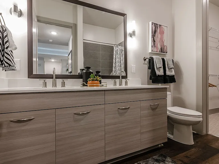 The Shay Apartments — Photo 12