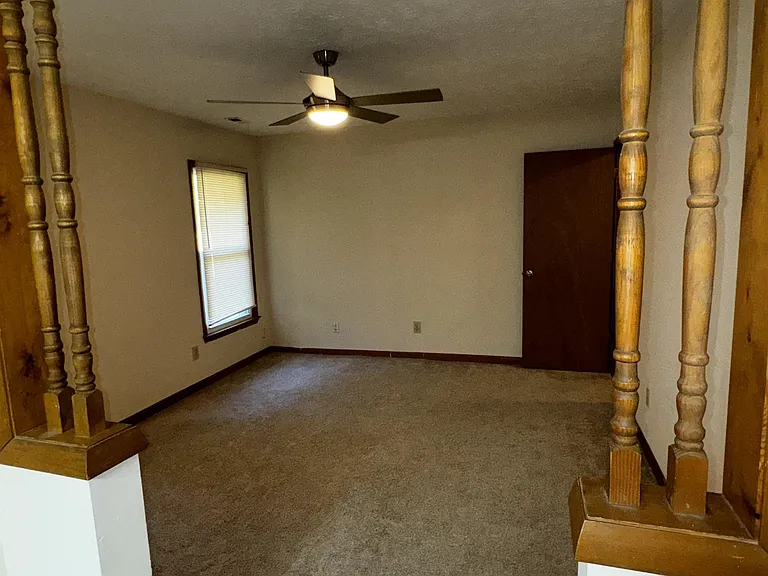 7820 Loxley Dr — Photo 7