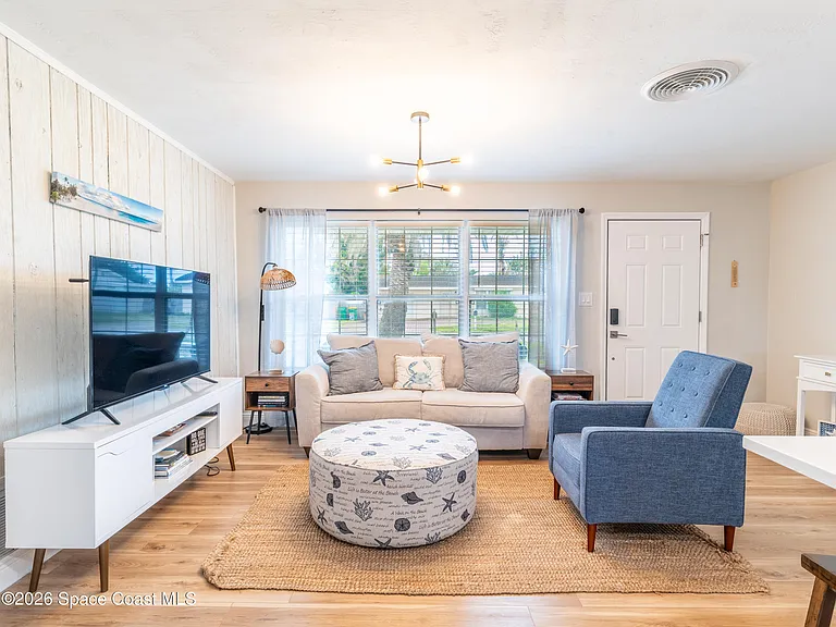 135 Melaleuca Dr — Photo 13