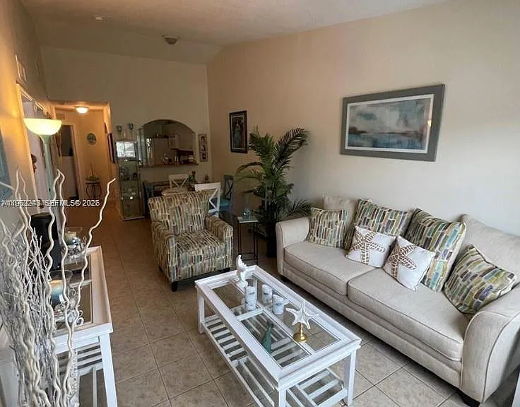 1270 SE 31st Ct #205 — Photo 12