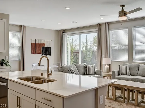 10029 Luna River Ave, Las Vegas, NV 89148