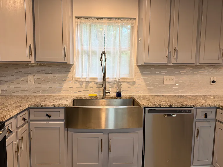 2097 Dellwood Pl — Photo 32