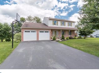 519 Hillside Ct, Hamburg, PA 19526