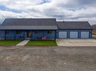 406 Mulberry Ave, Patterson, CA 95363