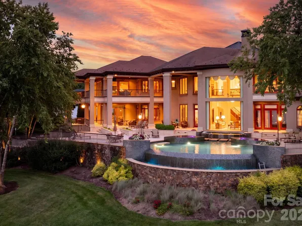 139 Hollen Ln, Mooresville, NC 28117