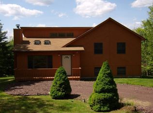 128 Split Rock Rd, Barryville, NY 12719