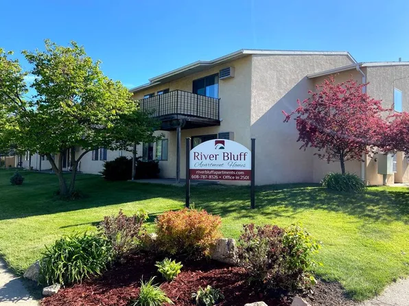 2525 32nd St S #23, La Crosse, WI 54601