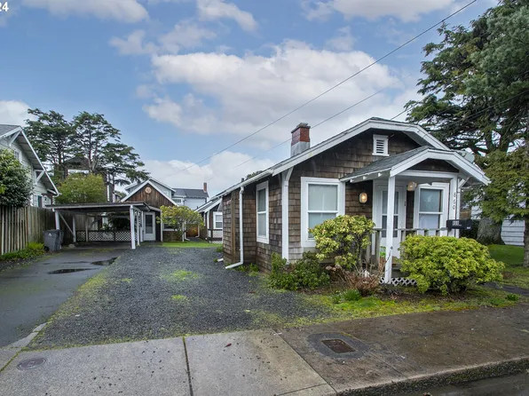 860 S Columbia St, Seaside, OR 97138