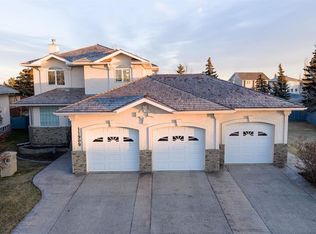 11909 W Cygnet Blvd, Grande Prairie, AB T8X1L9