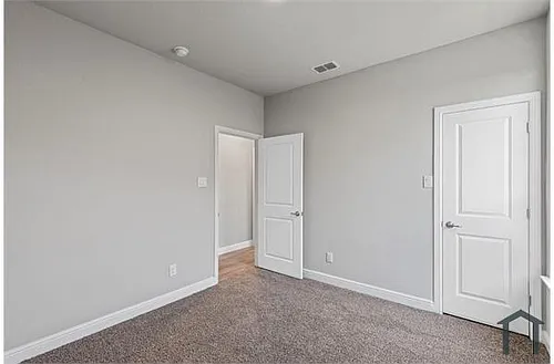 15529 Balham Pass Photo 1