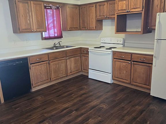 2nd image of 2512 W 6th St