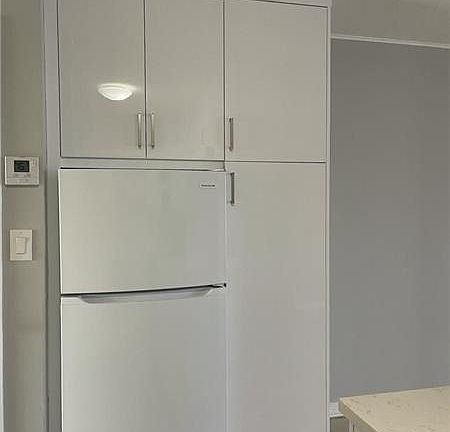 5th image of 3915 S Flagler Dr APT 310