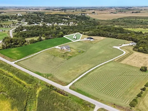 231st Pl, Pella, IA 50219