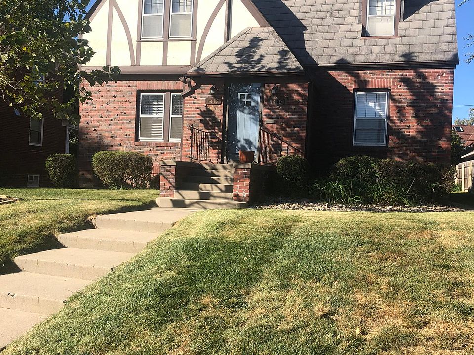 Front of duplex ( two flat)